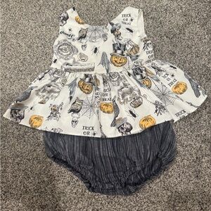 Baby Girls Halloween outfit size 3T